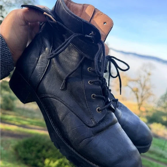 Sezane Dana Ankle Boots Smooth Black - Size 8 - Picture 2 of 5